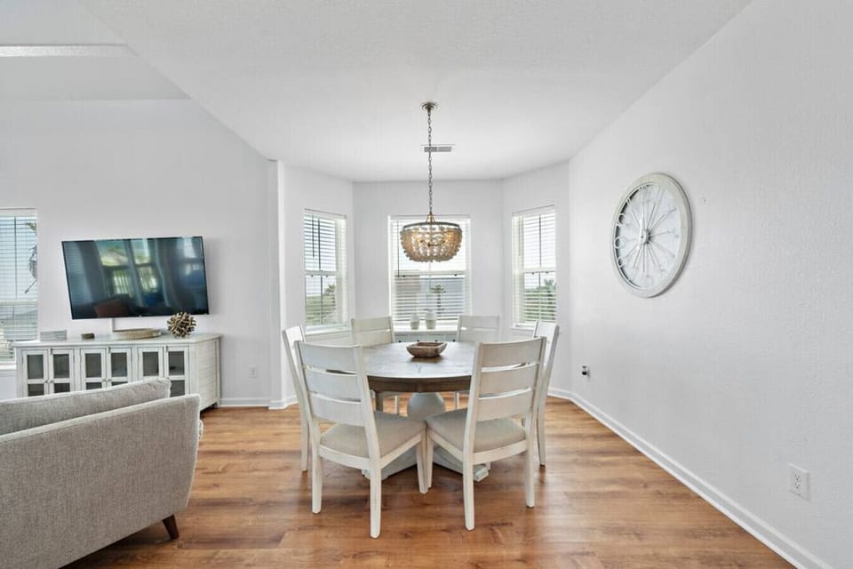 Fuel your beach adventures with delicious meals