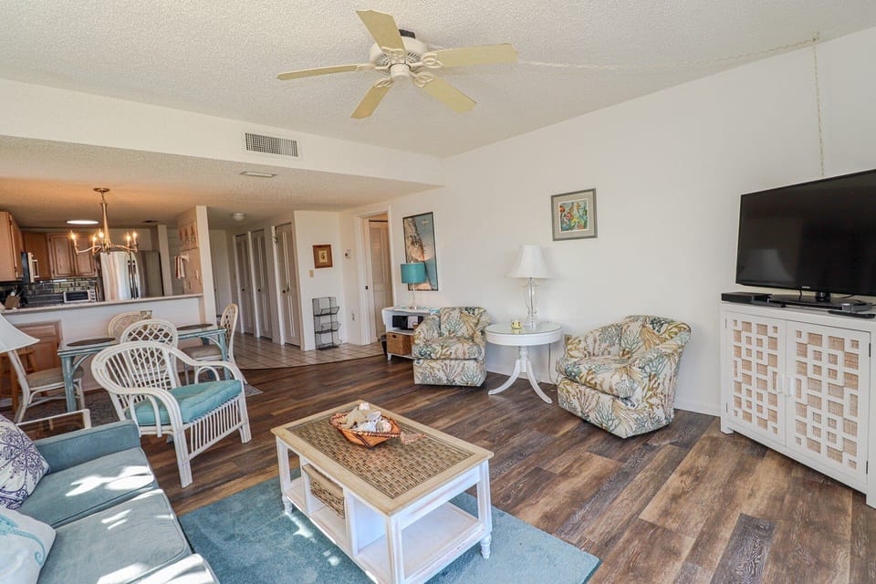 St. Augustine Beach Rentals Living Room