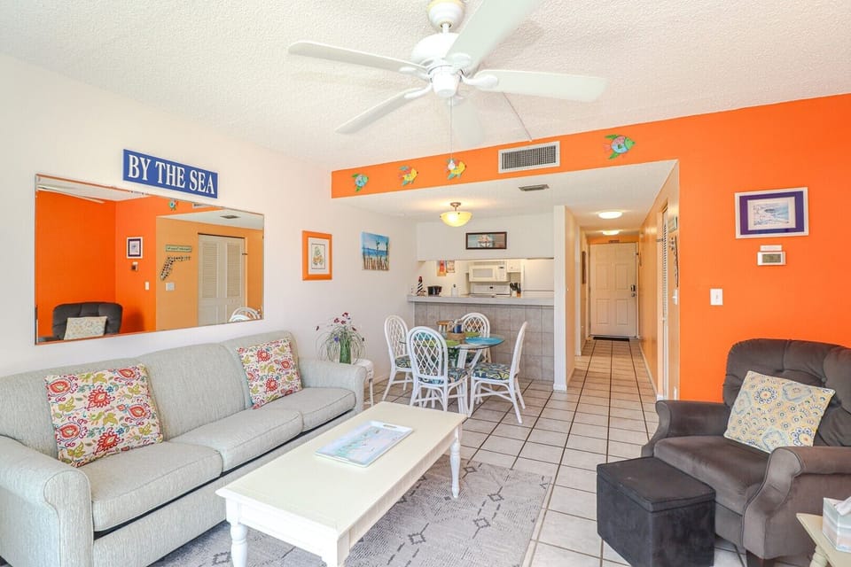 St. Augustine Beach Rentals Living Room