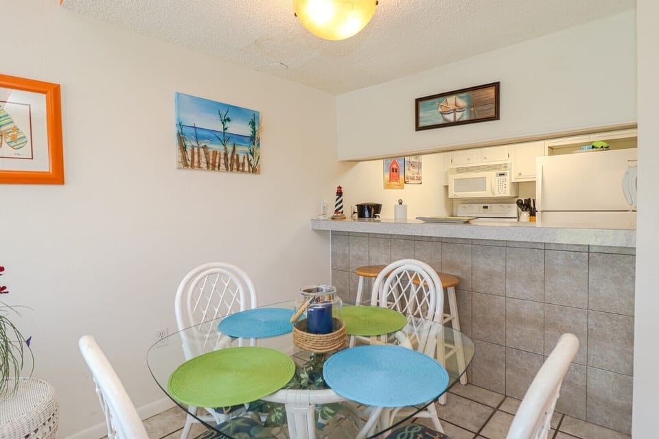 St. Augustine Beach Rentals Dining Room