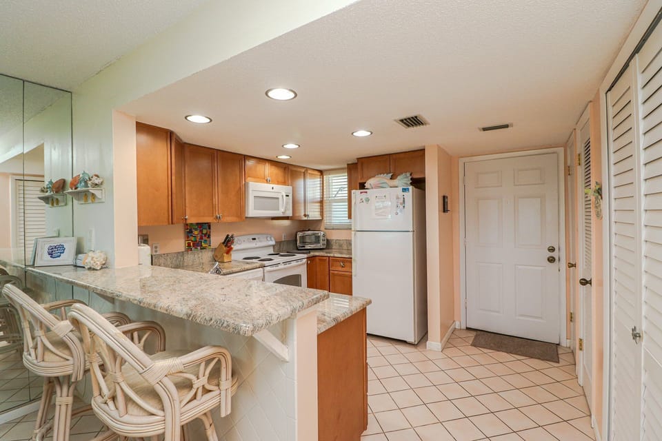 St. Augustine Ocean Front Rentals Kitchen