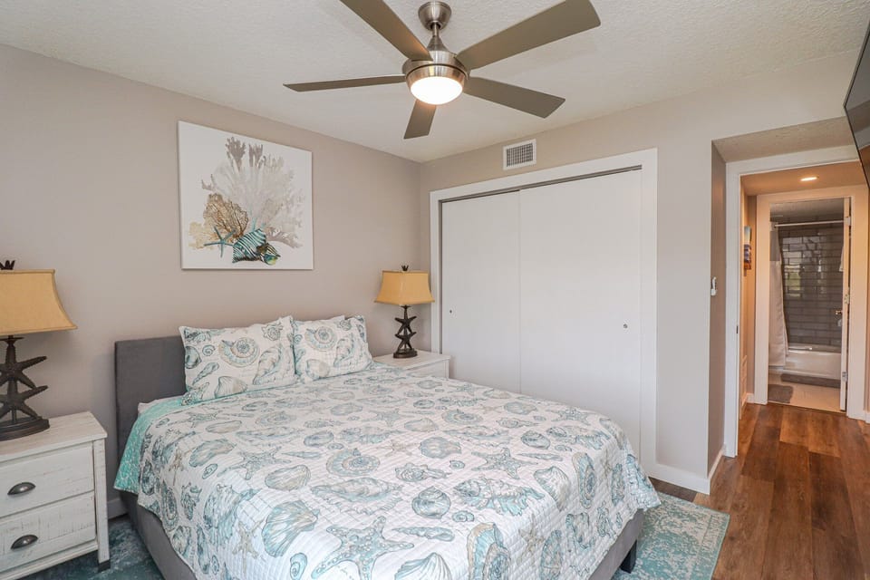 St. Augustine Beach Rentals Guest Bedroom