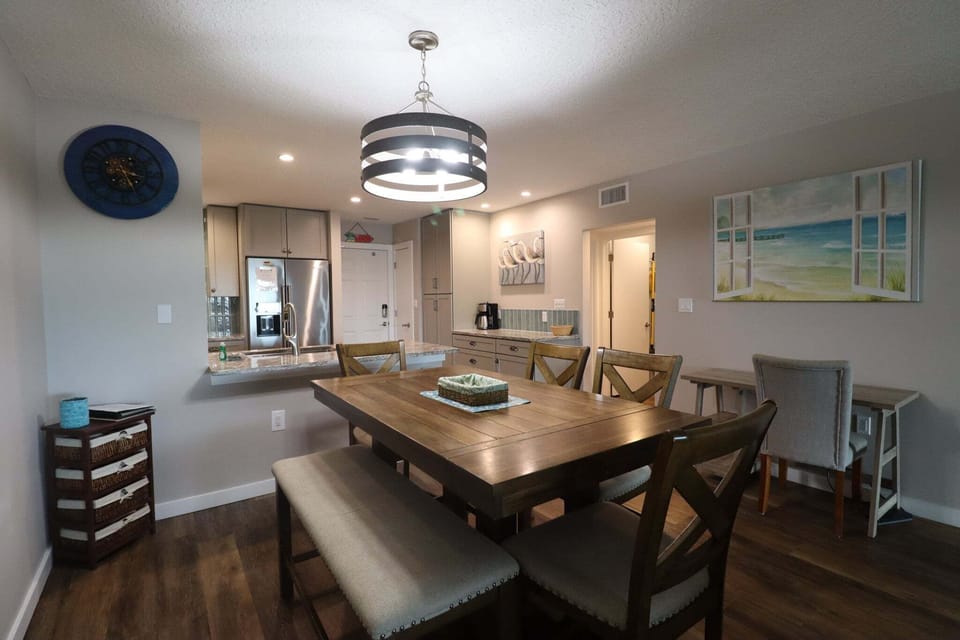 St. Augustine Beach Rentals  Dining Room