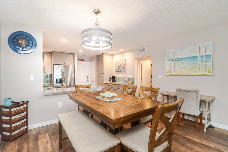 St. Augustine Beach Rentals Dining Room