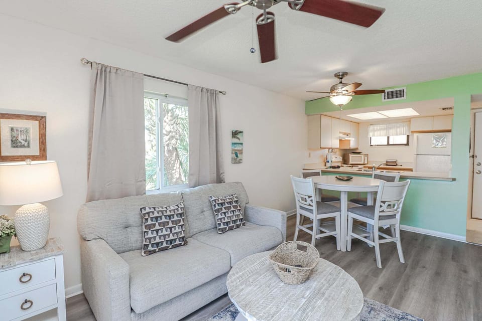 St. Augustine Beach Rentals Living Room