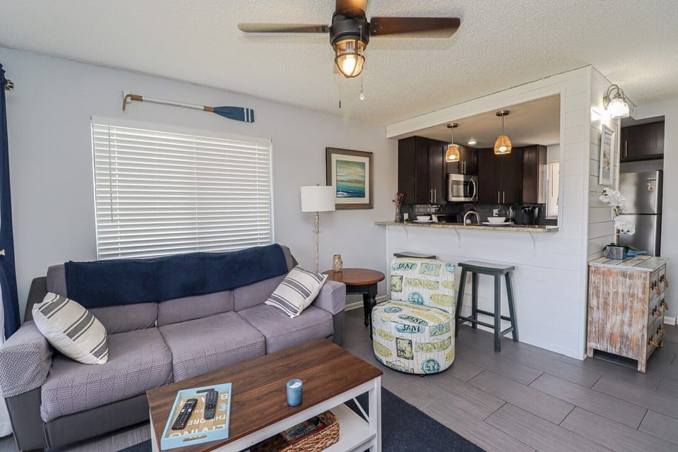 St. Augustine Beach Rentals Living Room