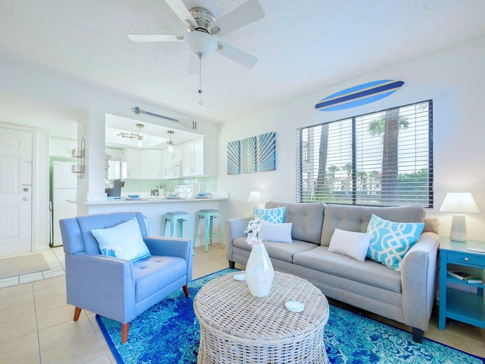 St. Augustine Beach Rentals Living Room