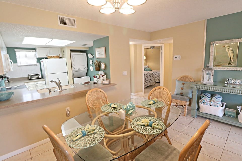 St. Augustine Beach Vacation Rentals Dining Room