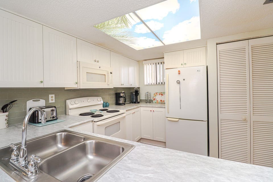 St. Augustine Beach Rentals Kitchen