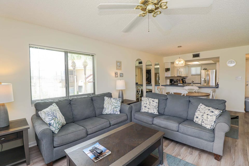 St. Augustine Beach Rentals Living Room