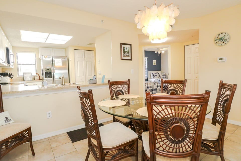 St. Augustine Beach Rentals Dining Room