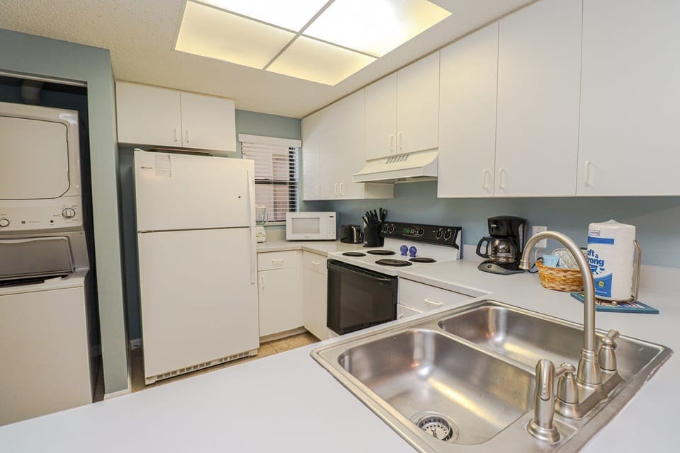 St. Augustine Beach Rentals Kitchen