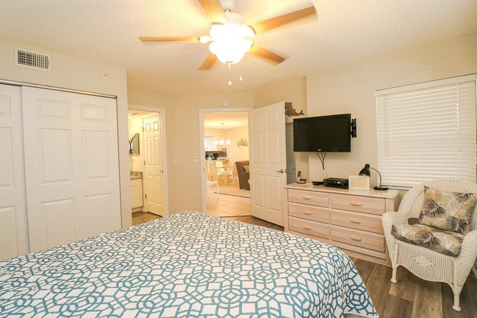 St. Augustine Beach Rentals Master Bedroom