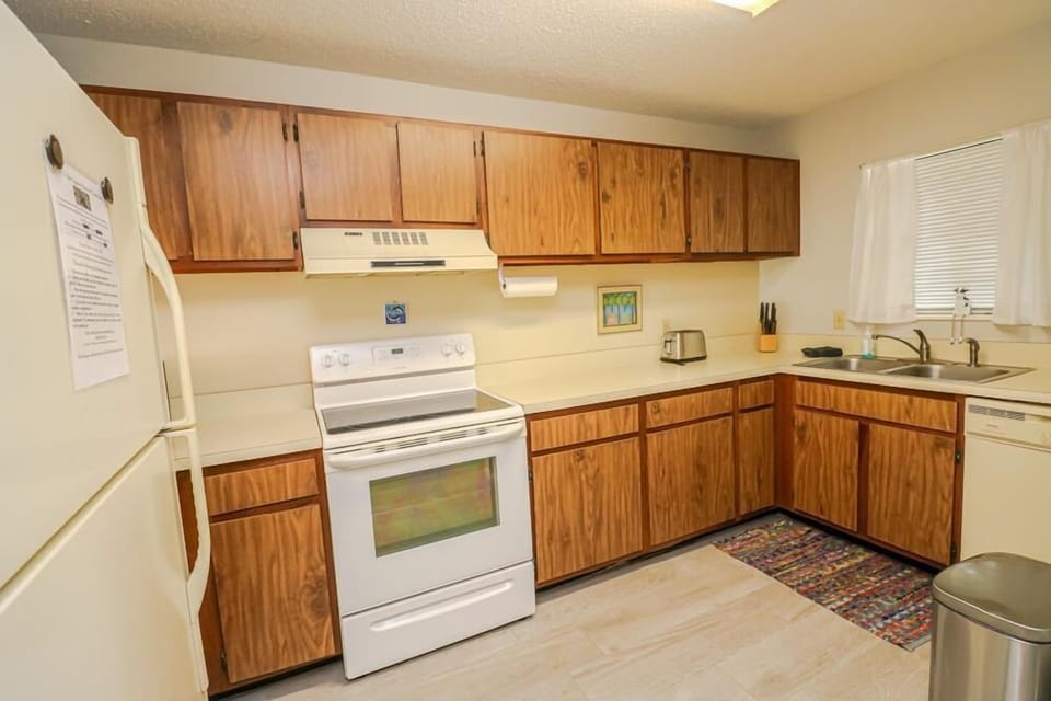 St. Augustine Beach Rentals Kitchen