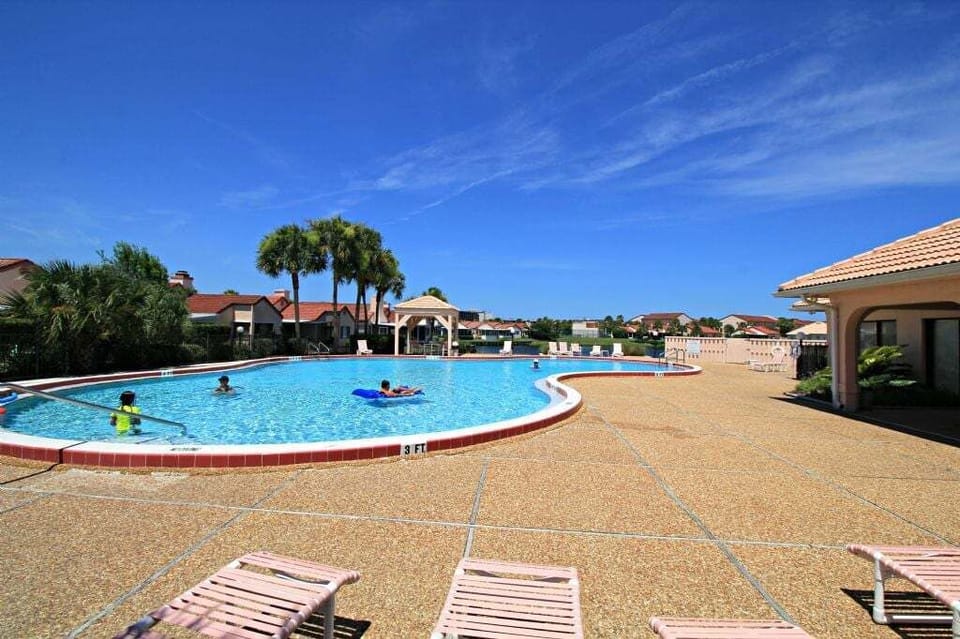 St. Augustine Beach Rentals Front Pool