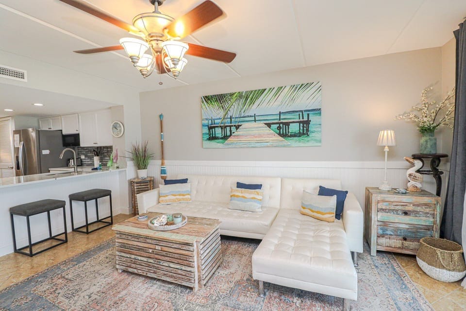 St. Augustine Beach Rentals Living Room