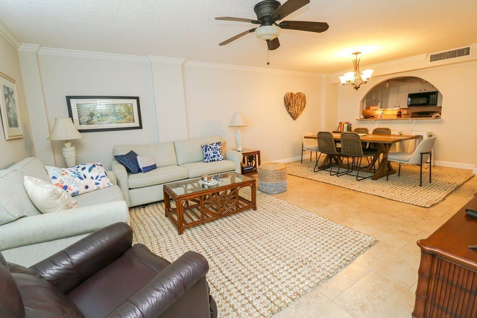 St. Augustine Beach Rentals Living Room