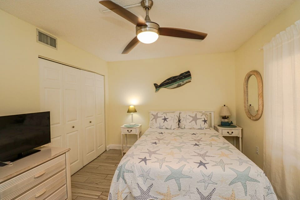 St. Augustine Beach Rentals Guest Bedroom