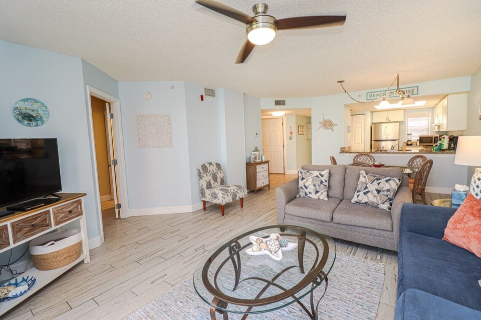 St. Augustine Beach Rentals Living Room