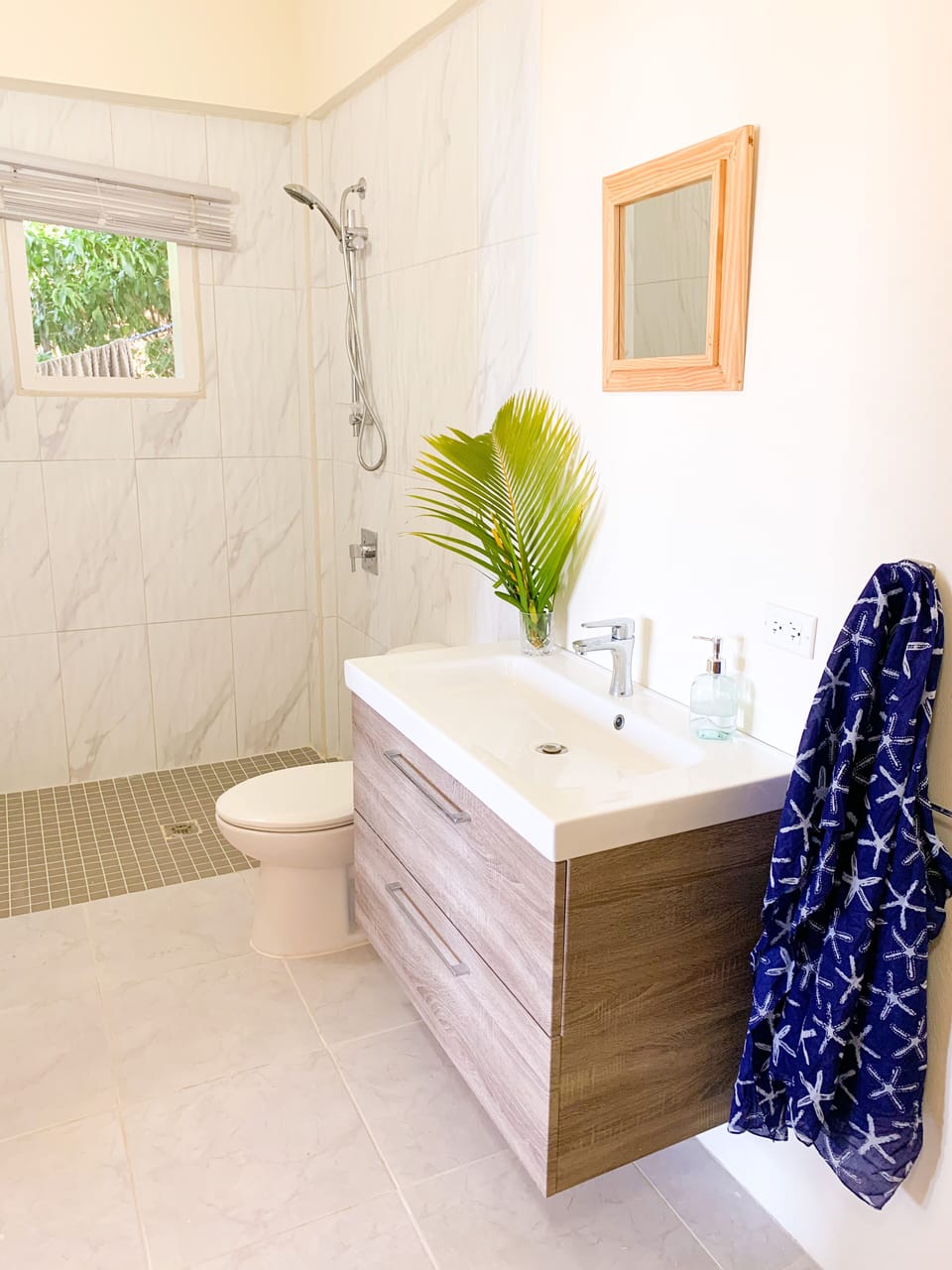 Ensuite Bathroom. 