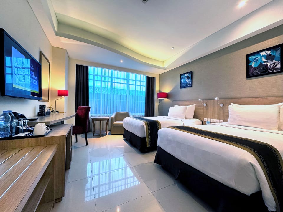 Minibar, in-room safe, desk, iron/ironing board (on request)