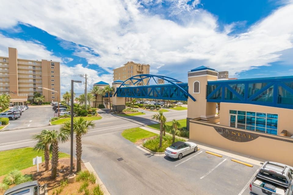 Crystal Tower and Skywalk