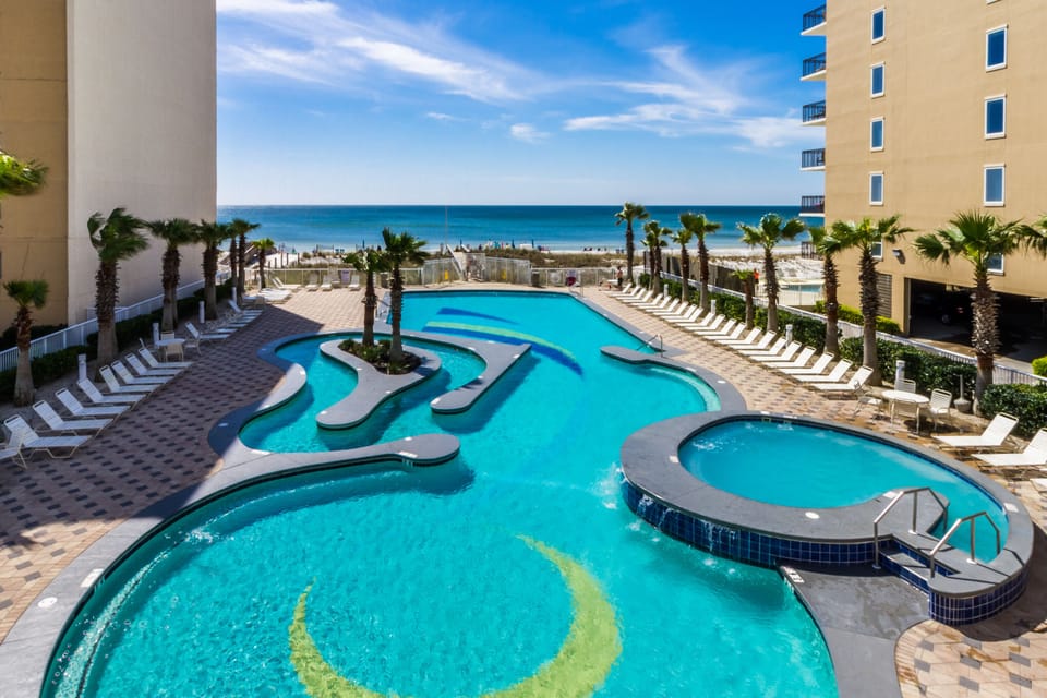 Beachside Pool