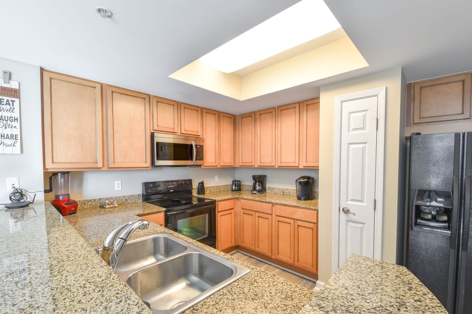 The Palms of Destin 1401 - Fully Equipped Kitchen