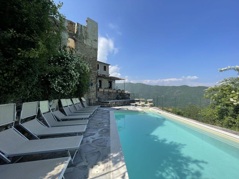 Hill, Hill Station, Swimming Pool, Mountain Range, Slope, Valley, Outdoor Furniture, Balcony, Mountain Village, Villa