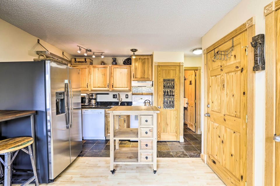 Kitchen | Fully Equipped