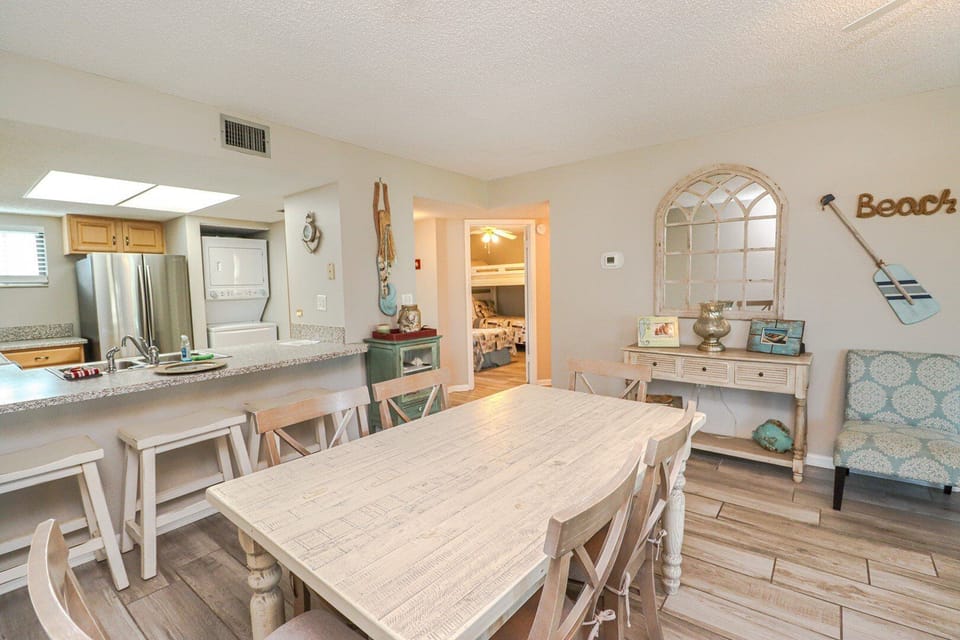 St. Augustine Beach Rentals Dining Room