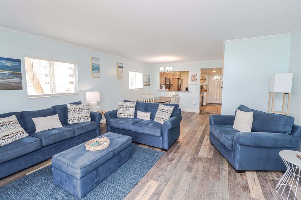 St. Augustine Beach Rentals Living Room