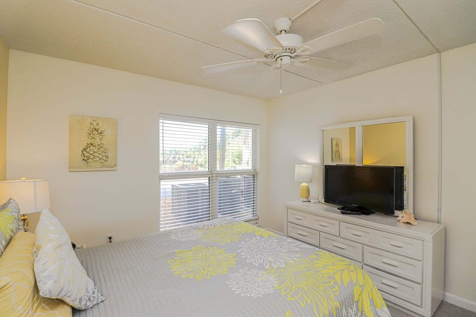 St. Augustine Beach Rentals Guest Bedroom