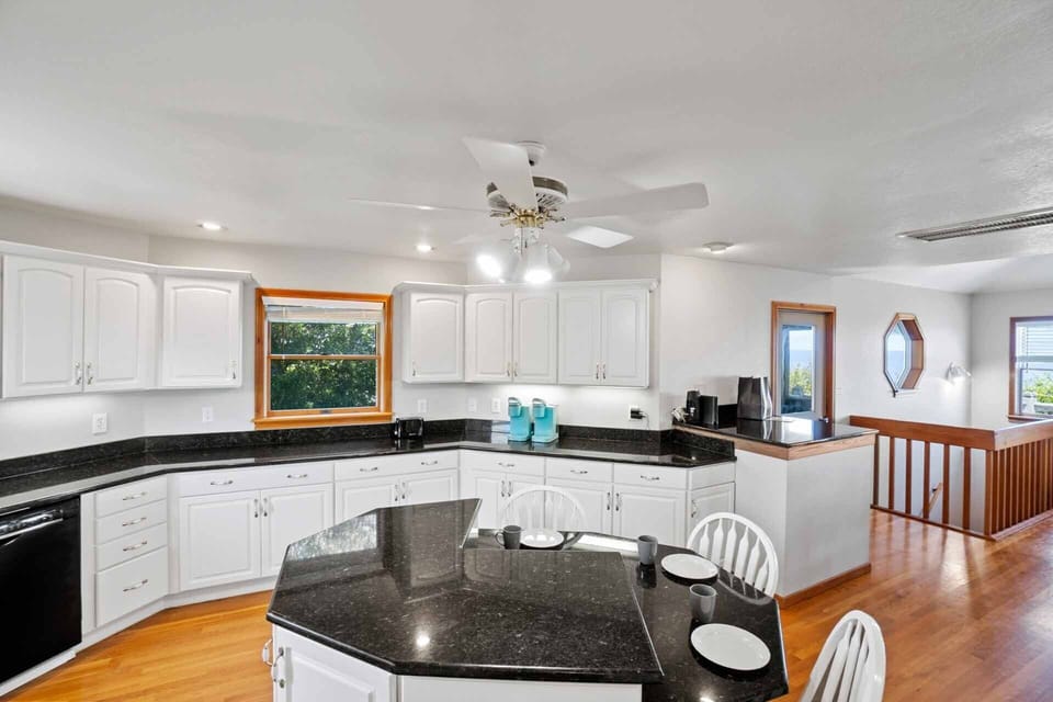 Surf-or-Sound-Realty-961-Buxton-Sunsets-Kitchen-2