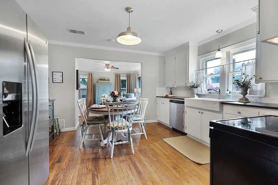 Stainless Steel Kitchen fully equipped for dinners and cook outs Photo 3 of 5