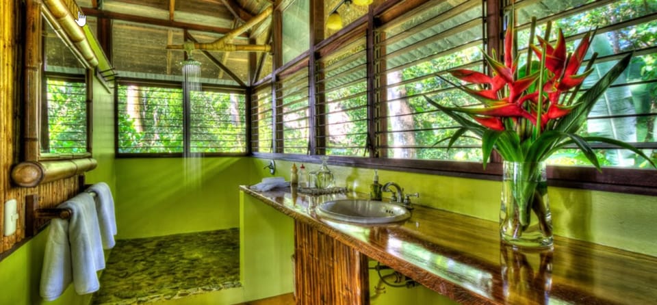 Beach House with 2 Bedrooms and Kitchen | Bathroom | Shower, rainfall showerhead, designer toiletries