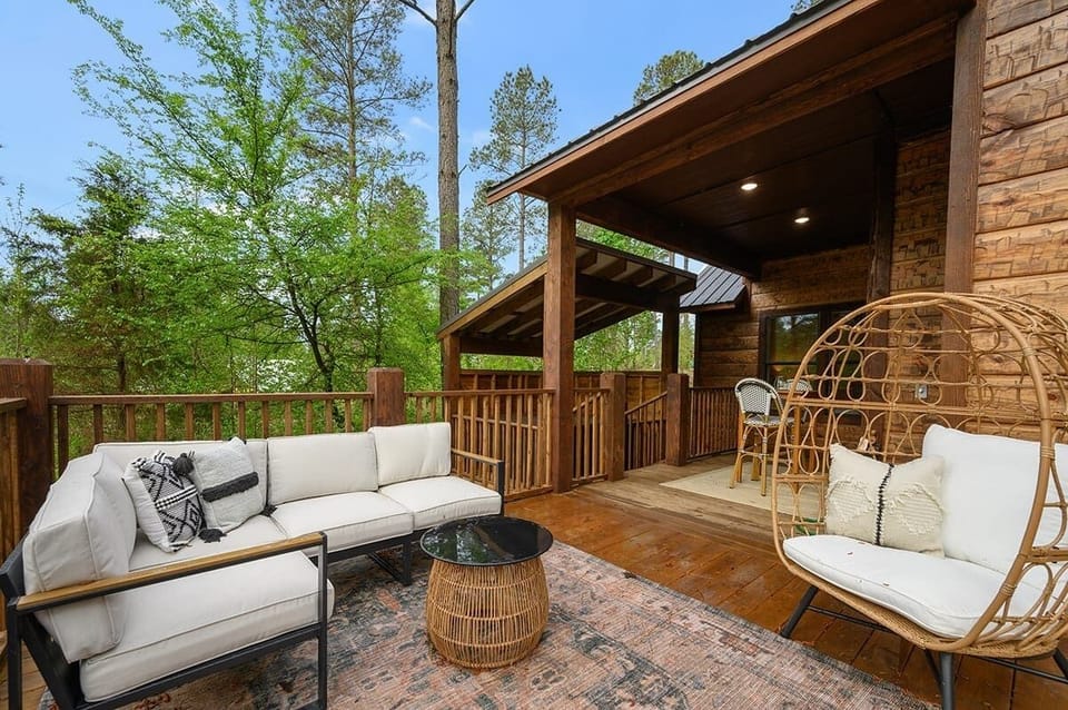 Ravenswood-deck