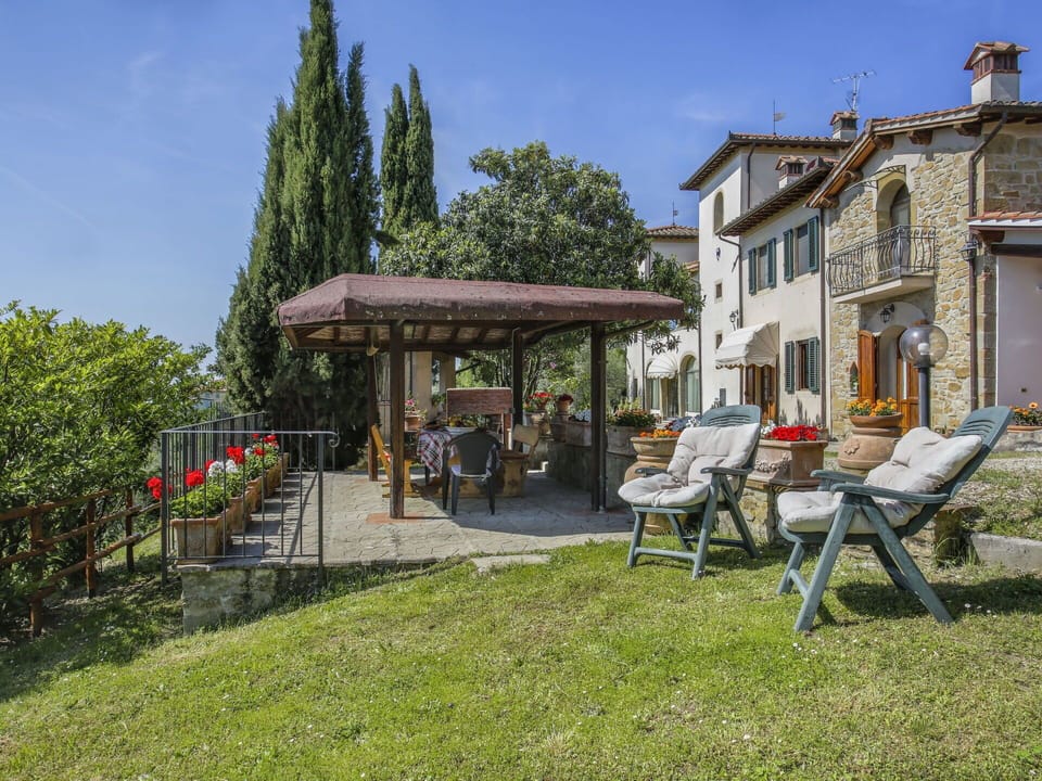 Plant, Sky, Property, Building, Table, Window, Tree, House, Outdoor Furniture, Leisure