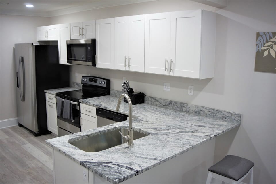 Fully equipped kitchen