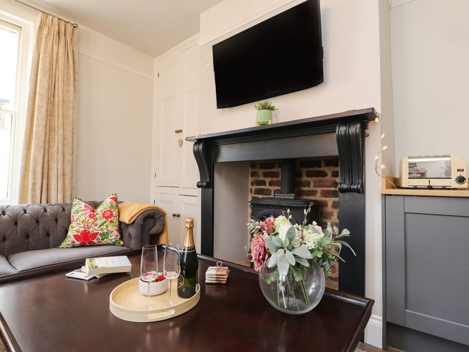 Cottage | Interior