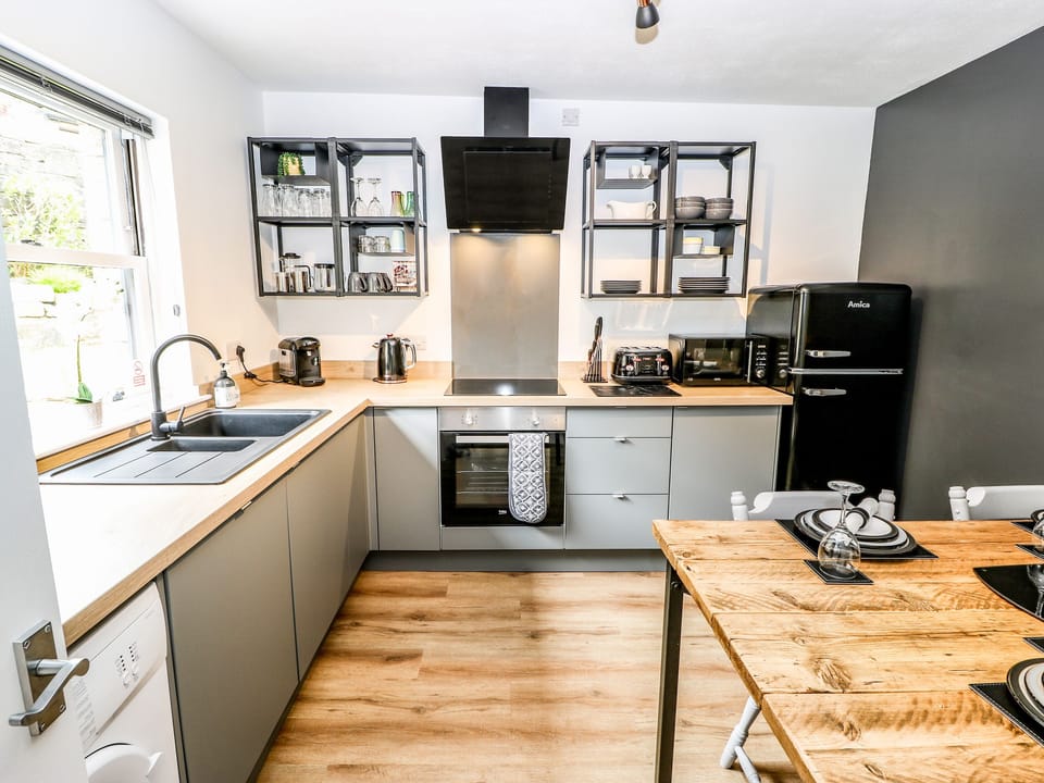 Cottage | Interior