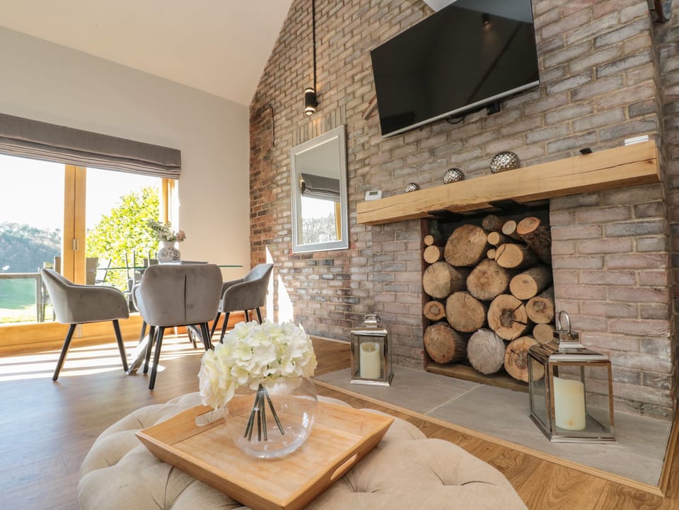 Cottage | Interior