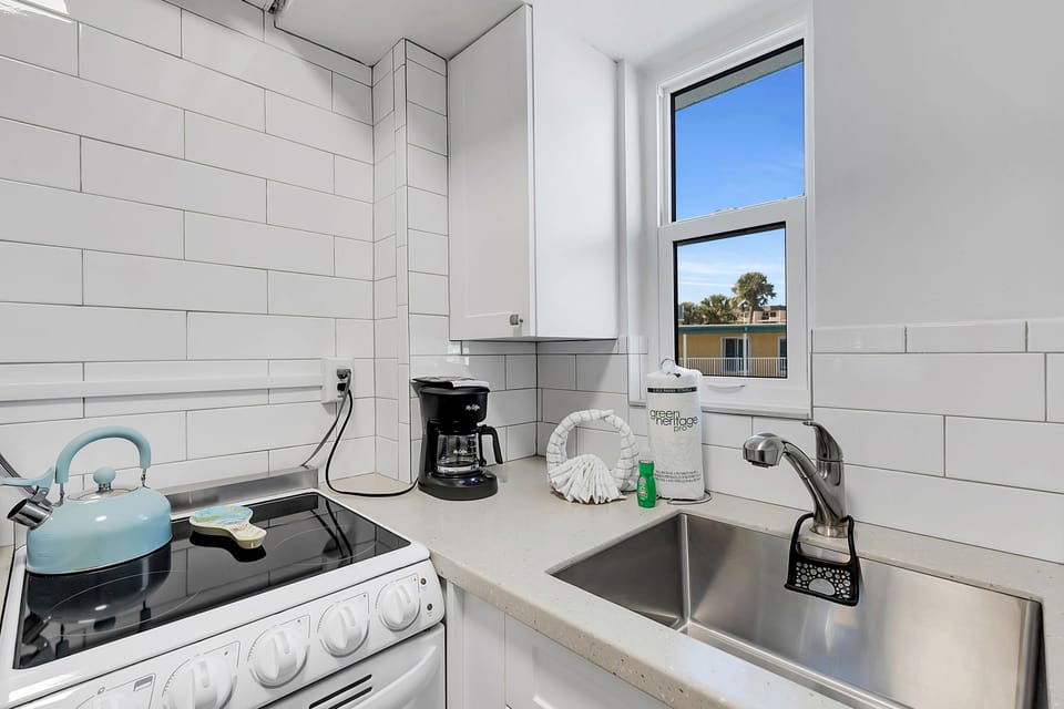Appliances: Includes full size refrigerator, stove/oven, microwave, toaster and coffee maker.