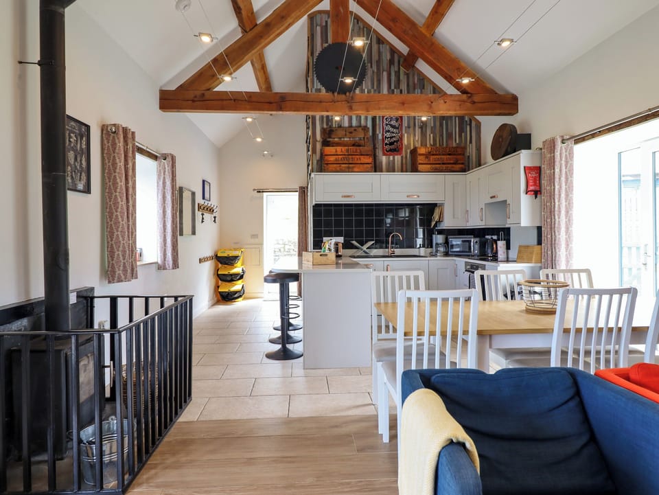 Cottage | Interior