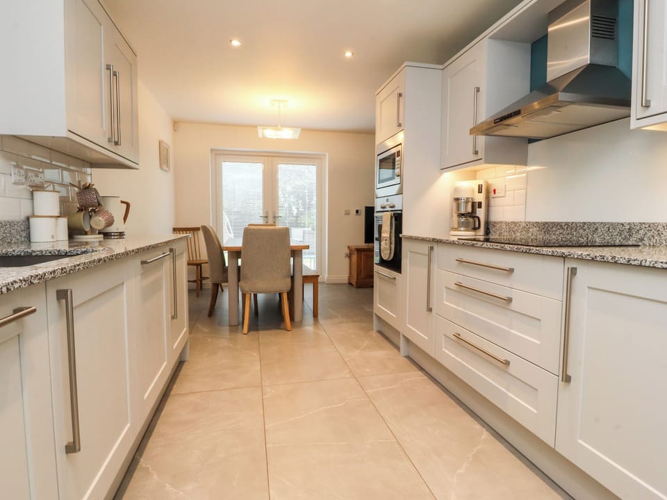 Cottage | Interior