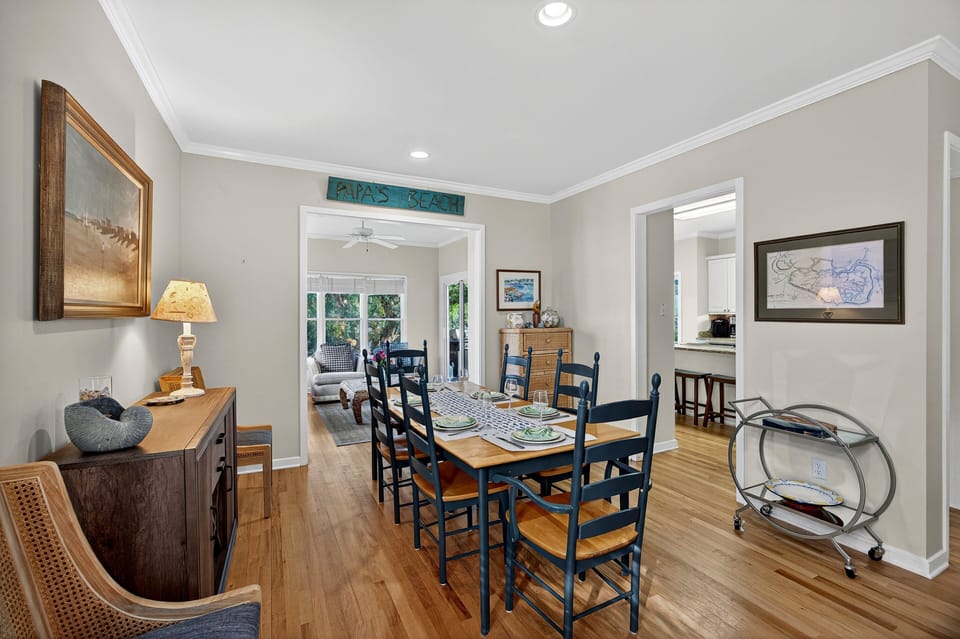 Dining table seats 8 guests