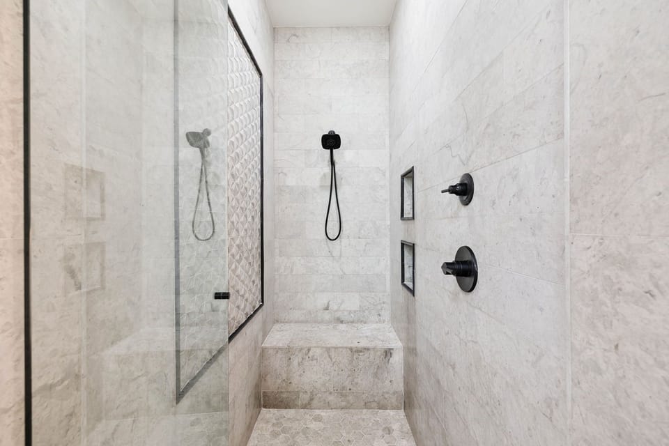 Primary King En-Suite - Walk-In Shower