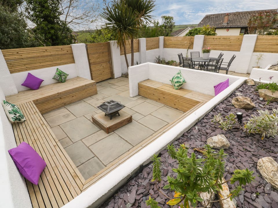 Cottage | Balcony