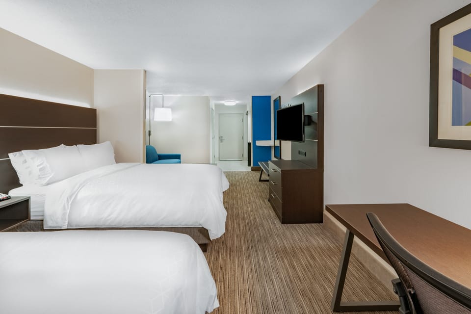 In-room safe, desk, iron/ironing board, free cribs/infant beds
