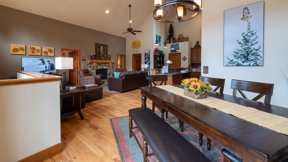 Dining Room/Great Room with Huge Views, Gas Fireplace and Loads of Space